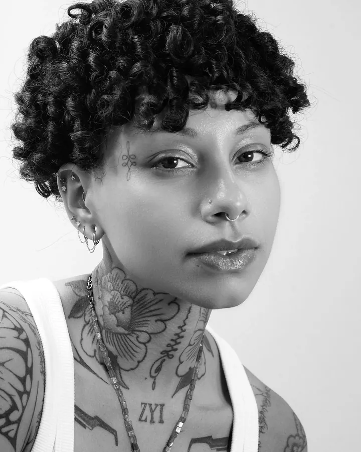 Zyi portrait